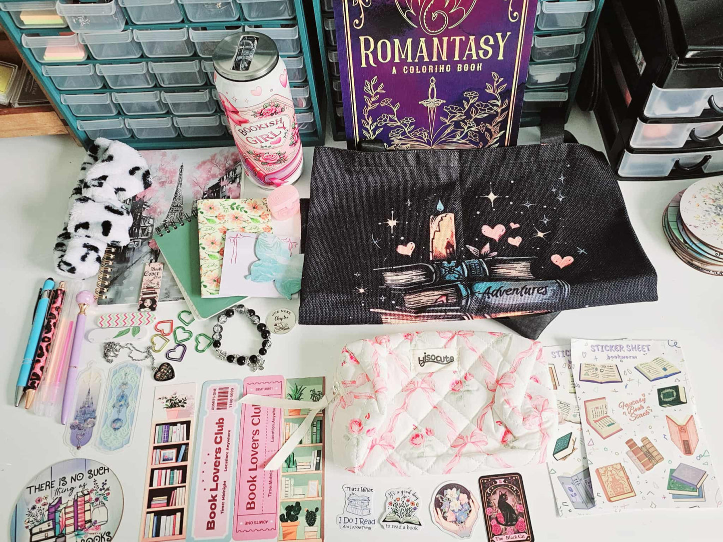 25 Pick Mystery Bookish Bundle with x3 Polka Picks